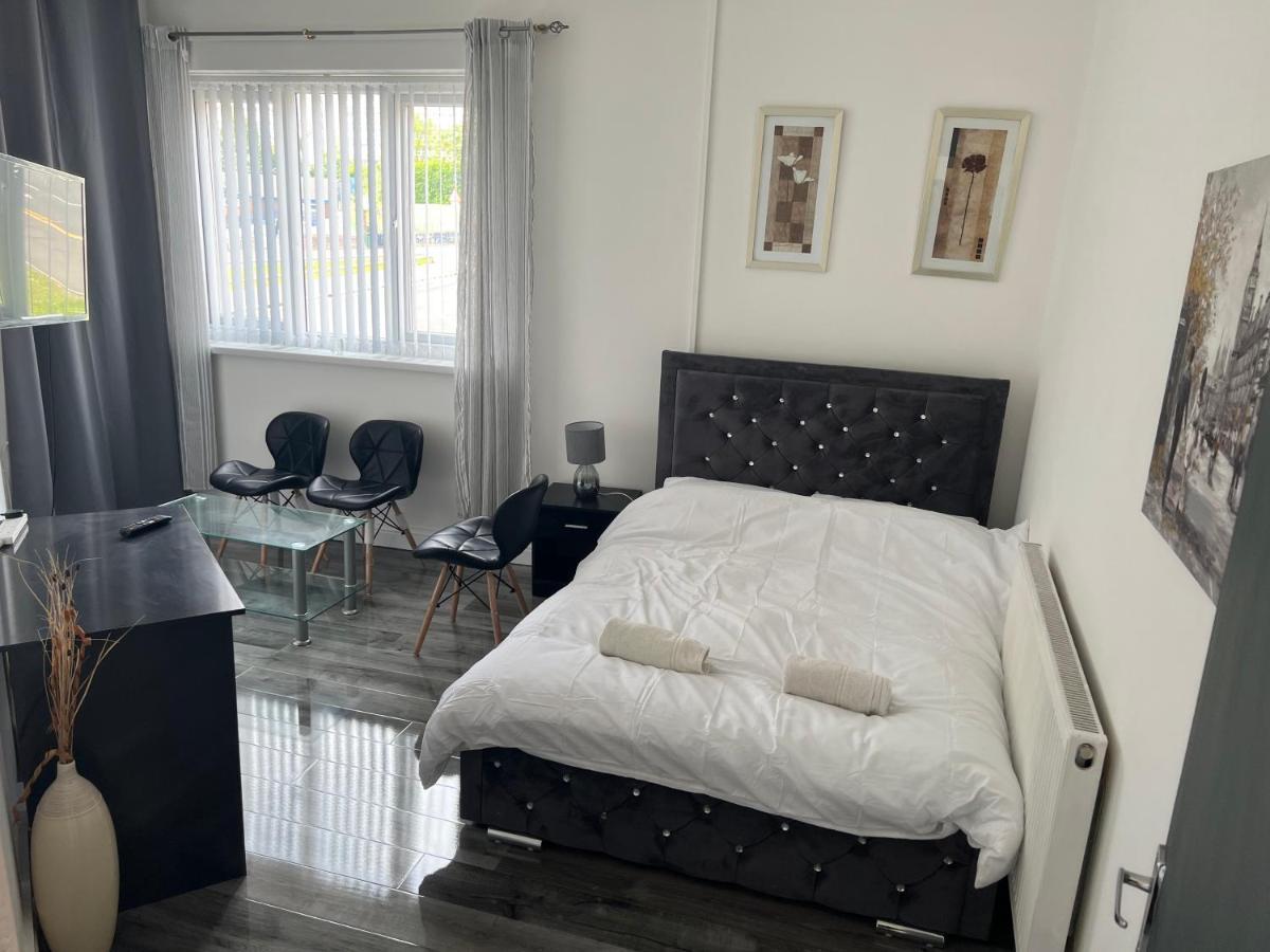 Zams Rooms Stoke-on-Trent Esterno foto